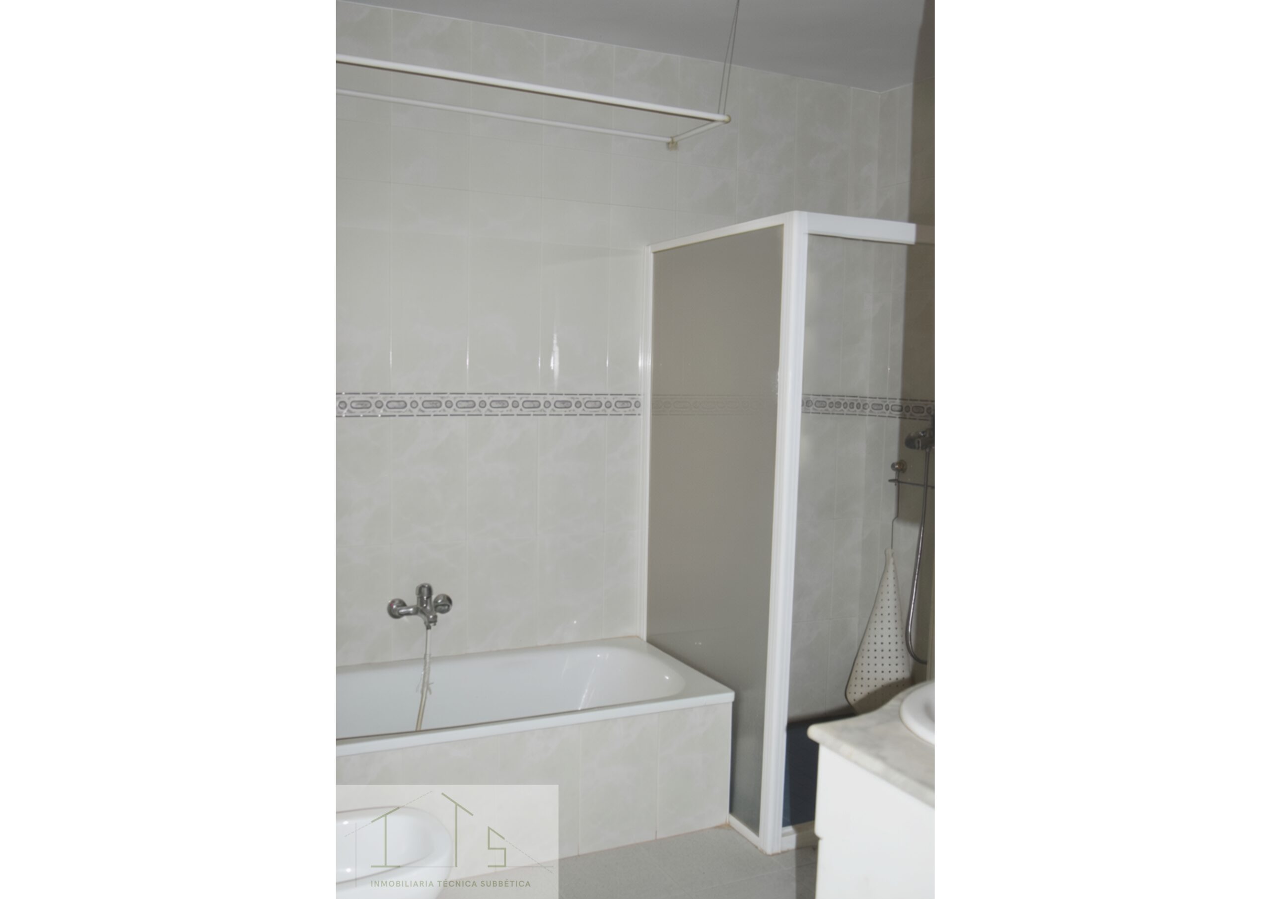 Vivienda unifamiliar entre medianeras en C/Catedrático Alcalá Santaella - Imagen 12