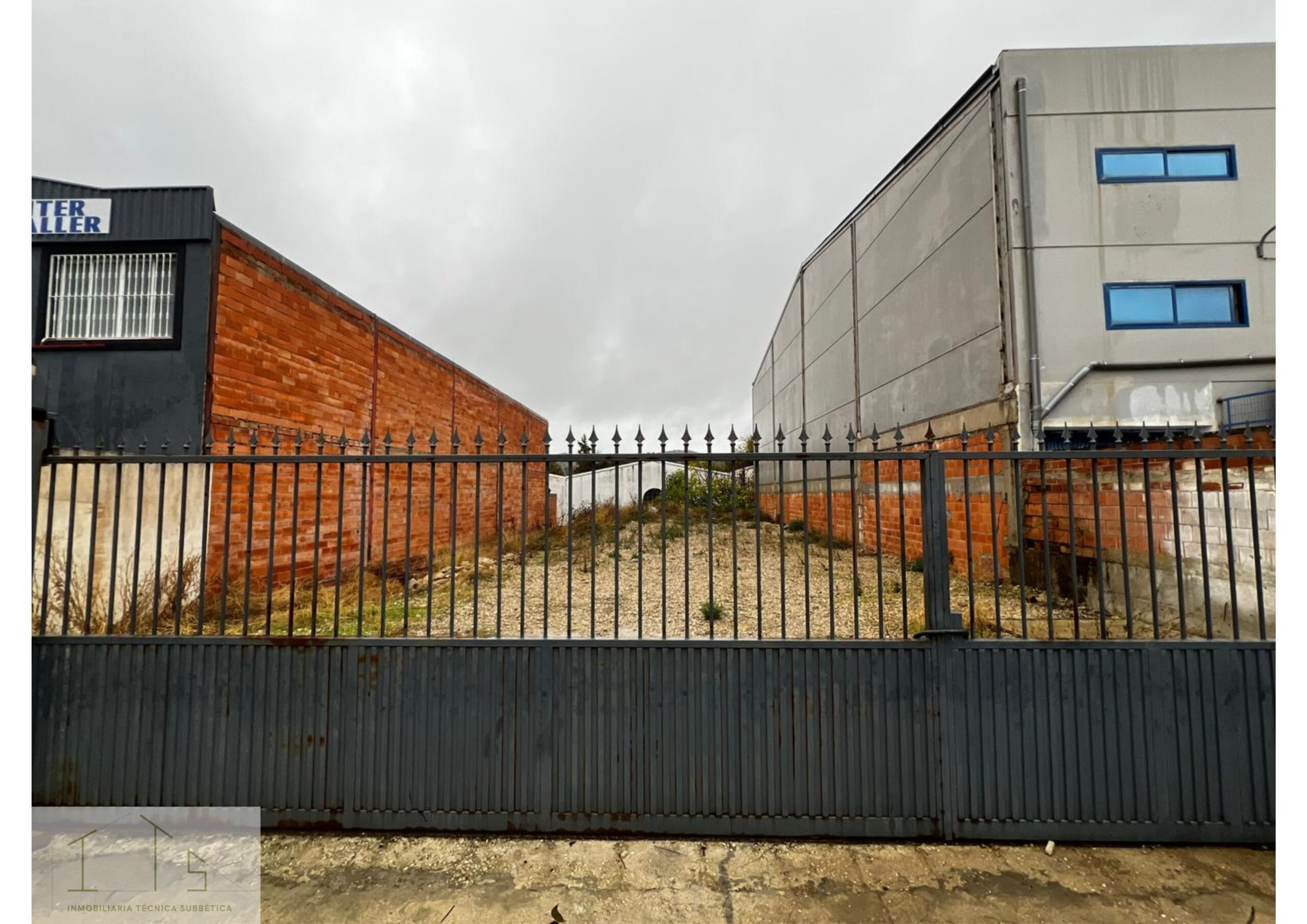 Parcela en Polígono Industrial La Vega