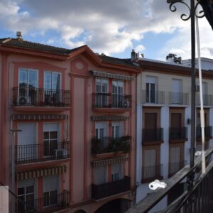 Vivienda plurifamiliar en C/Ramón y Cajal